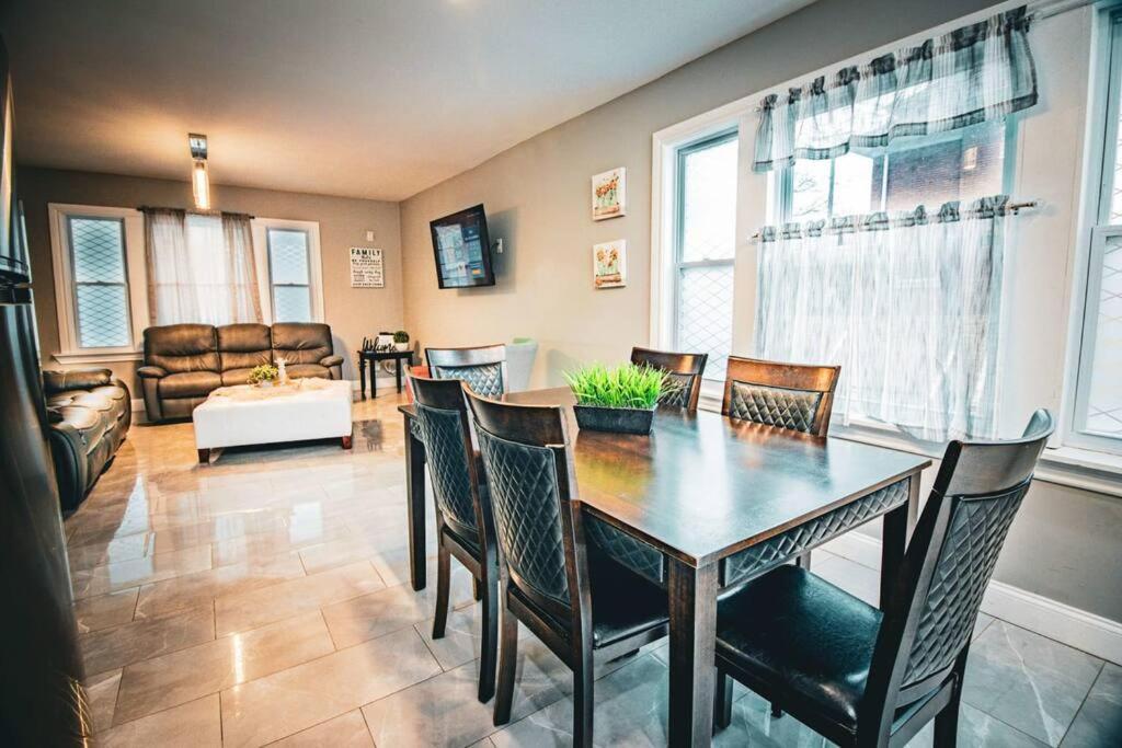 Comfortable 3Br, 1 Bath Close To The Falls Niagarafälle Exterior foto